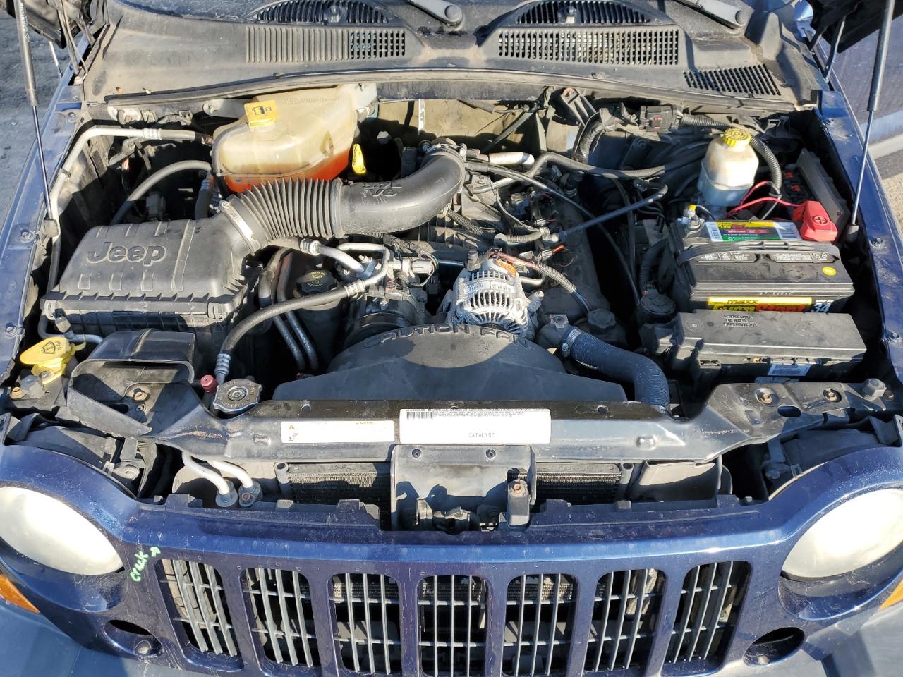 2007 Jeep Liberty (North America) - Image 12