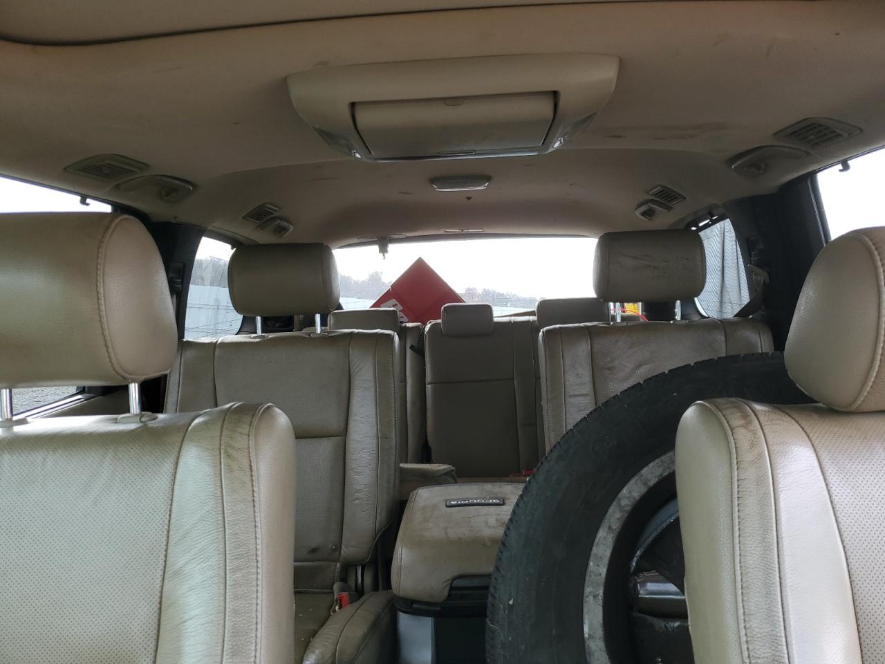 2008 Toyota Sequoia - Image 10