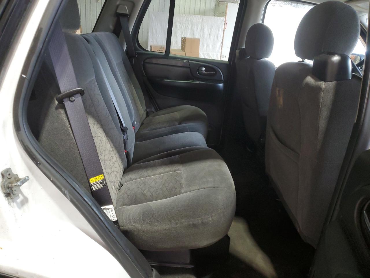 2006 GMC Envoy - Image 11