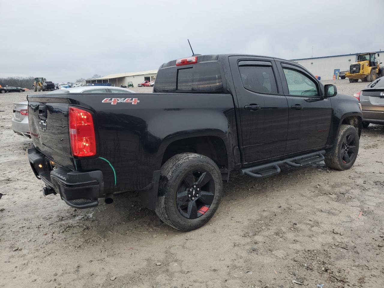2019 Chevrolet Colorado - Image 3
