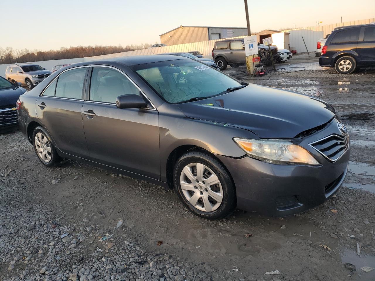 2010 Toyota Camry - Image 4