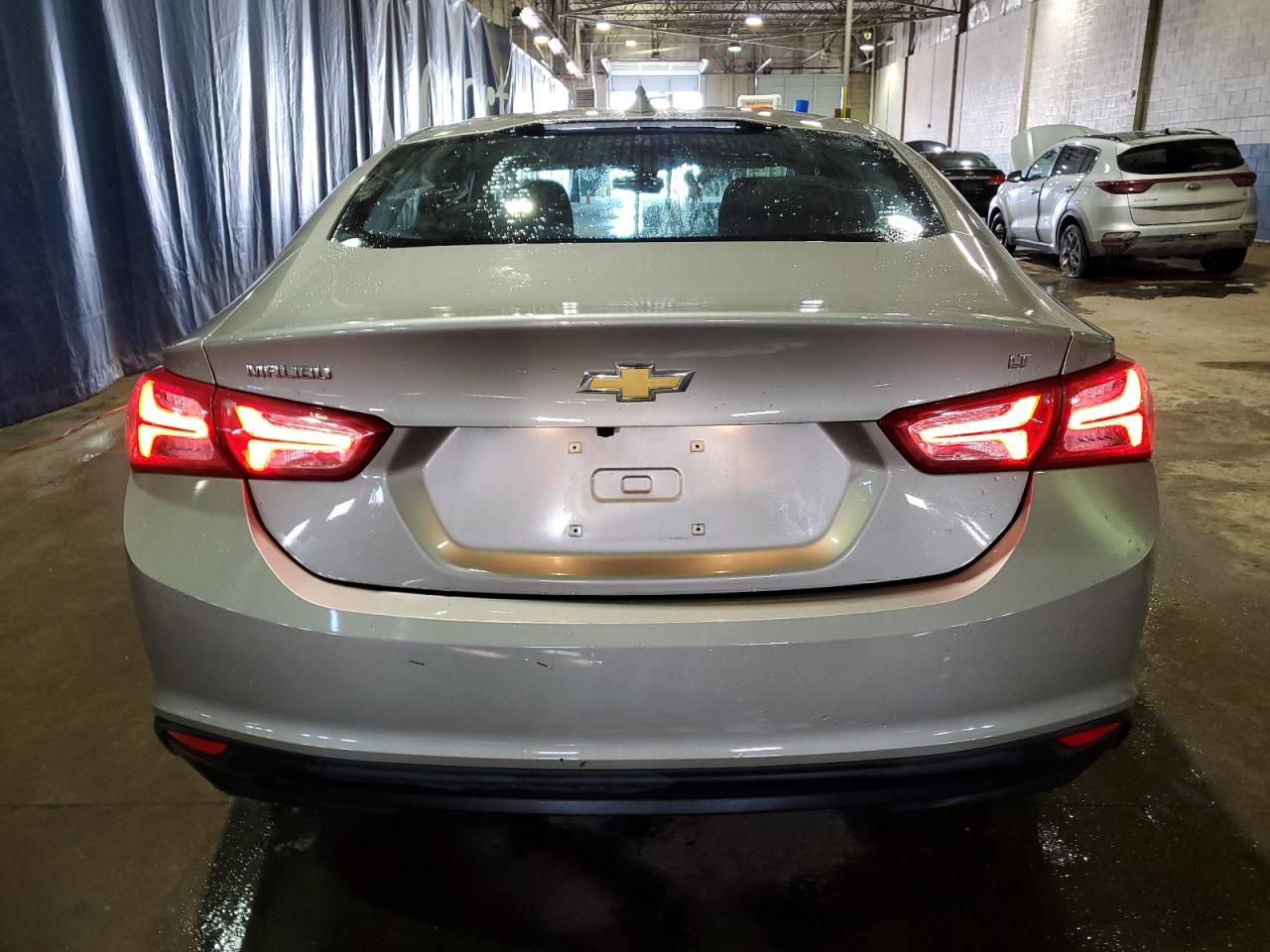2022 Chevrolet Malibu - Image 6