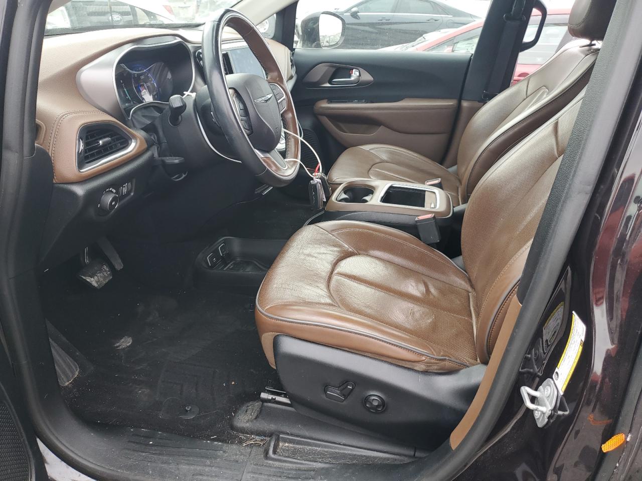 2019 Chrysler Pacifica - Image 7