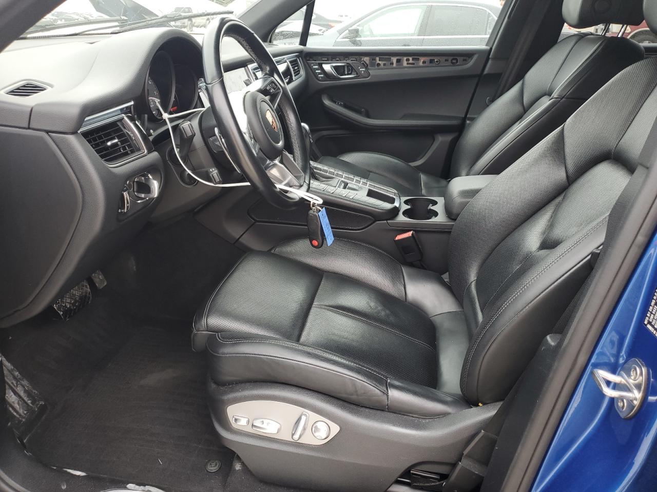 2018 Porsche Macan - Image 7