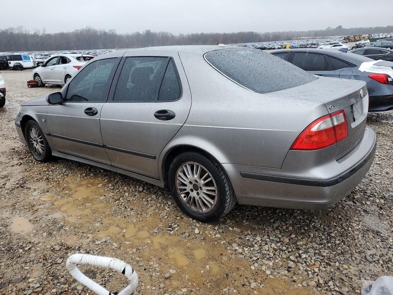 2005 Saab 95 - Image 2