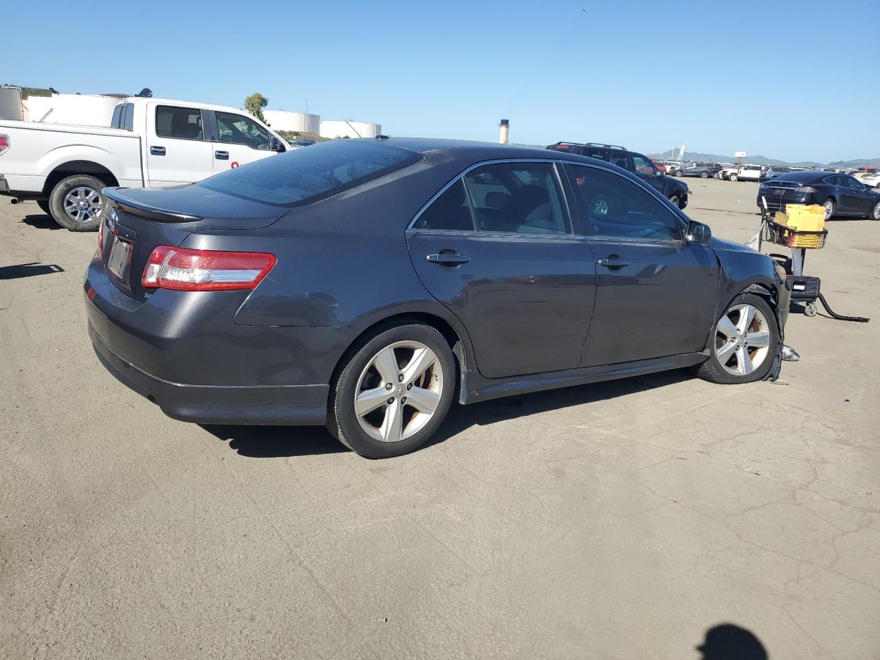 2011 Toyota Camry - Image 3