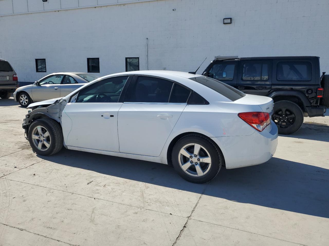 2014 Chevrolet Cruze - Image 2
