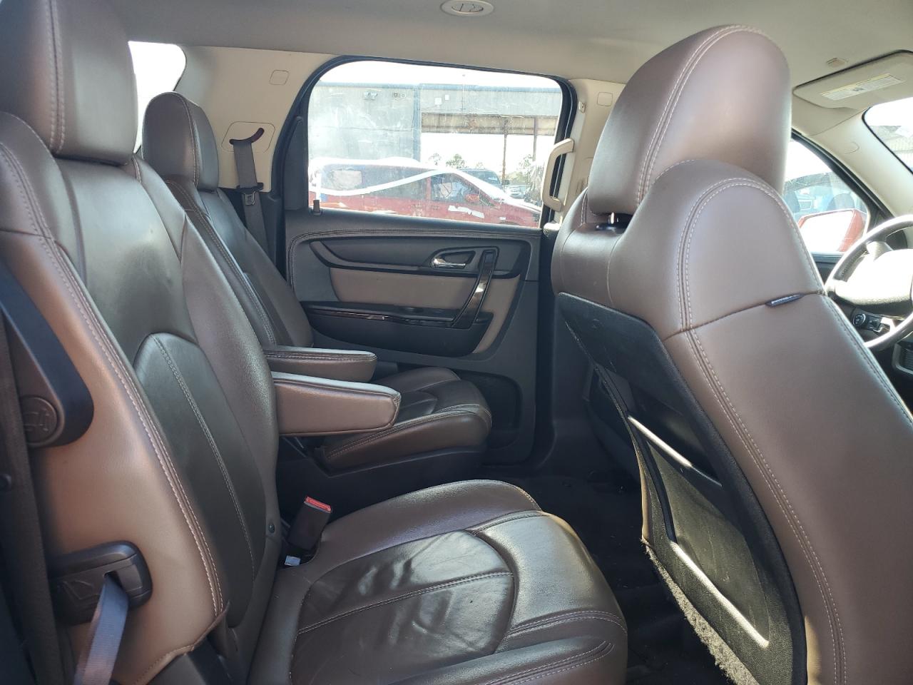 2016 GMC Acadia - Image 11