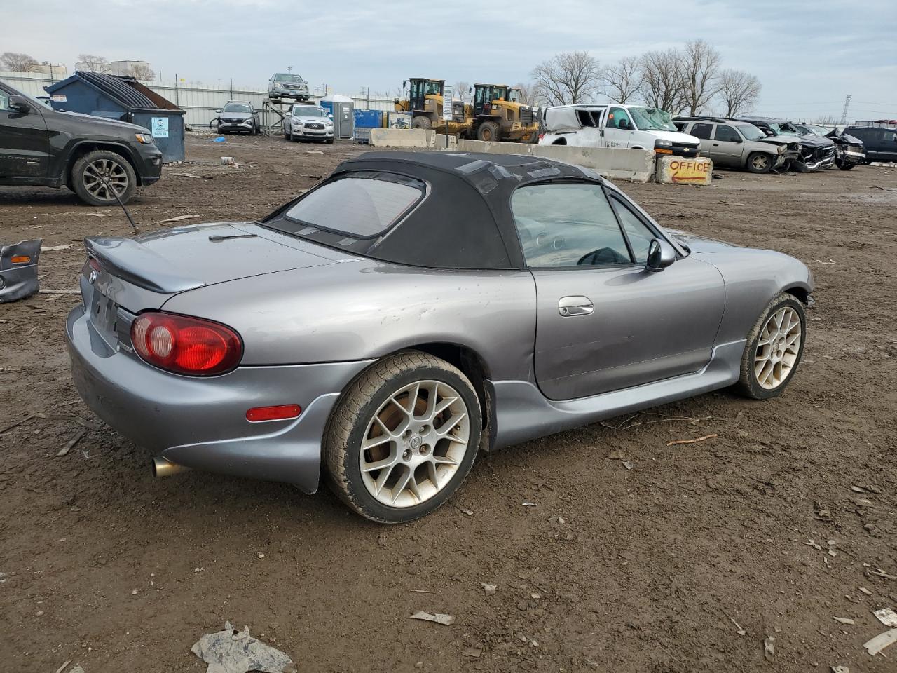2002 Mazda MX-5 - Image 3