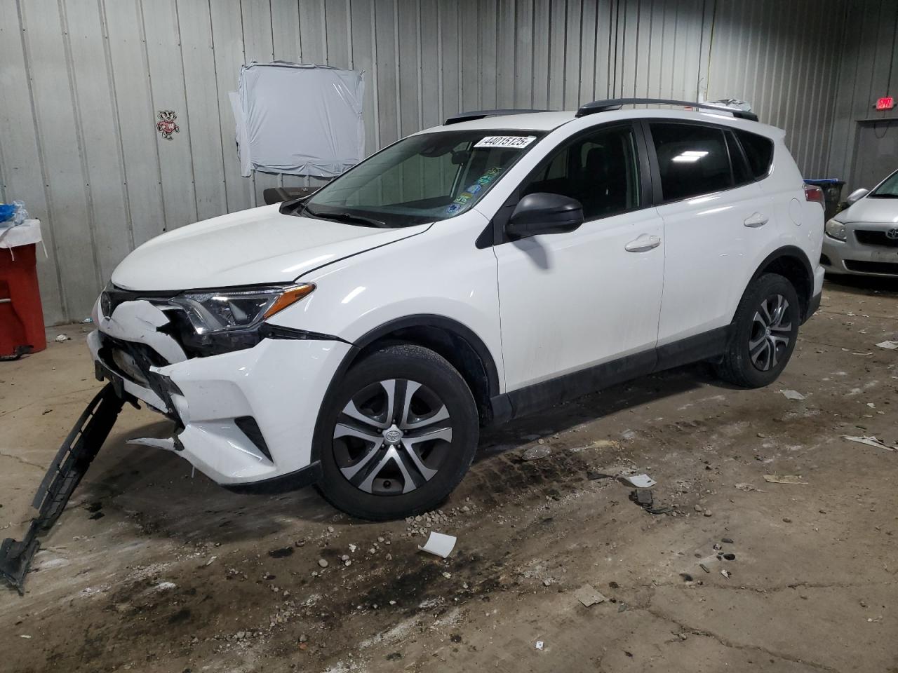 2017 Toyota RAV 4 - Image 1