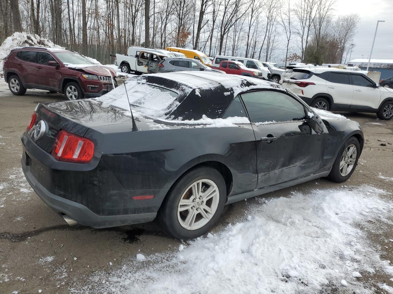 2012 Ford Mustang - Image 3