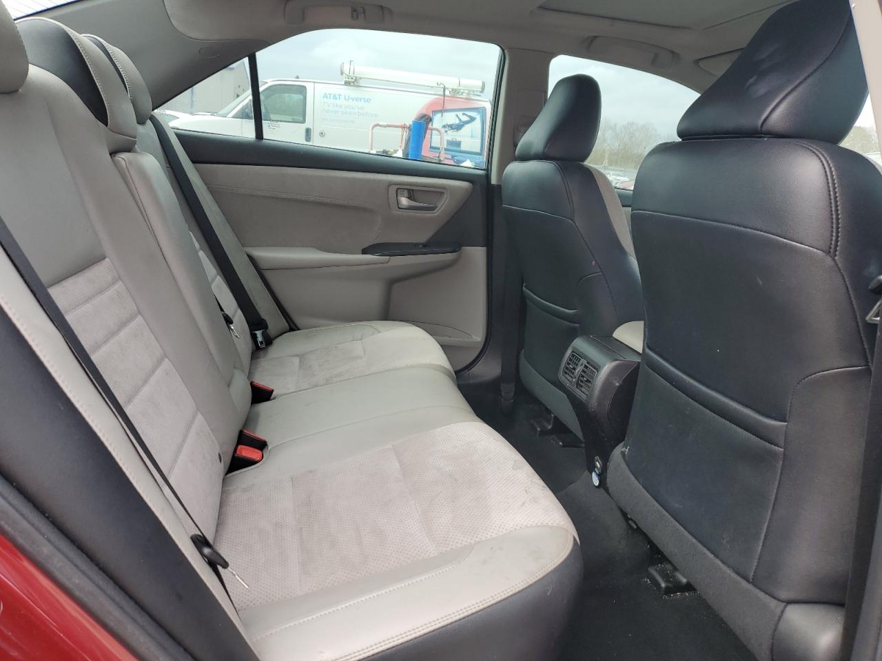 2017 Toyota Camry - Image 10