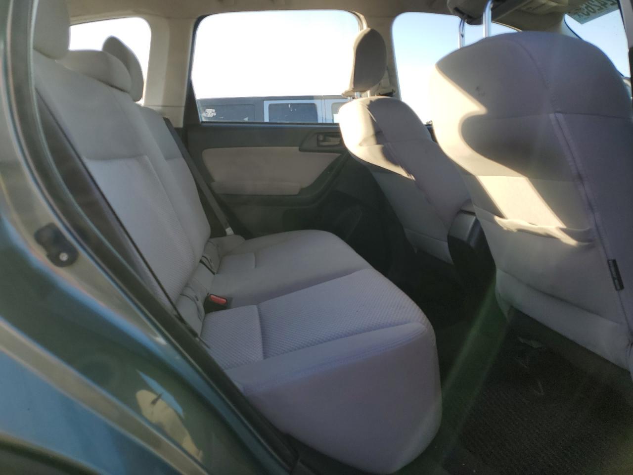 2014 Subaru Forester - Image 11