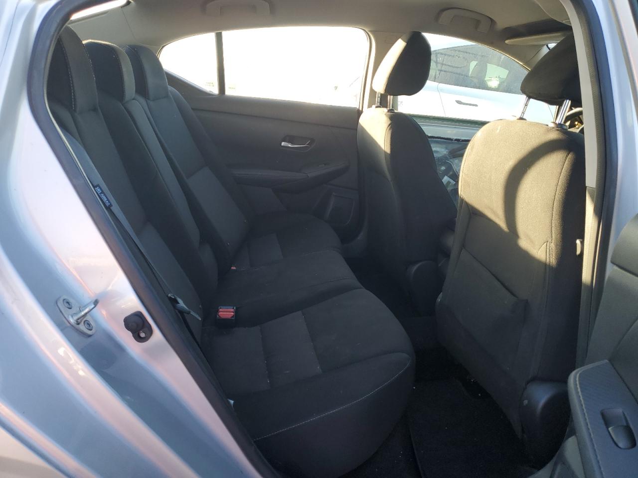 2022 Nissan Sentra - Image 10
