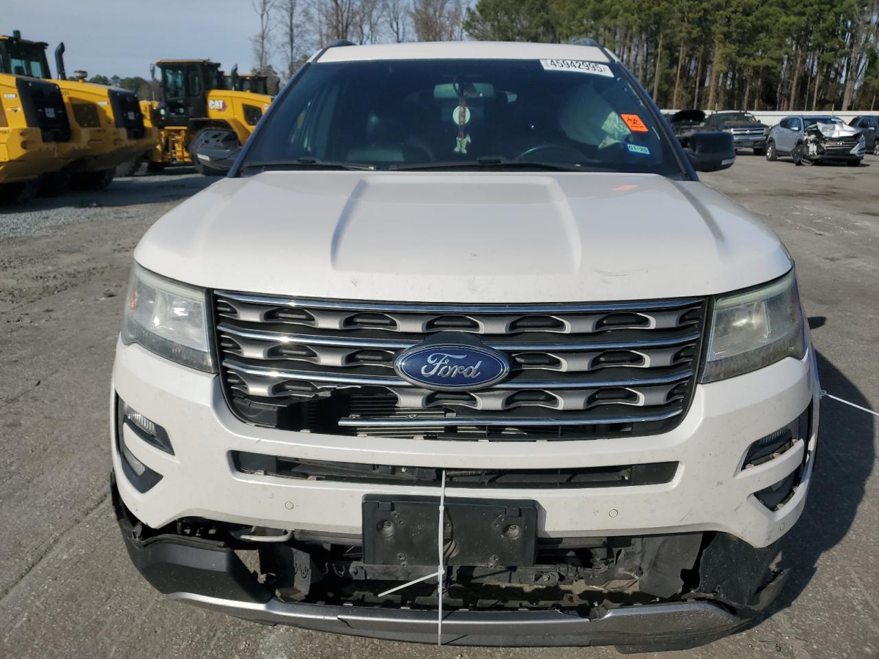2017 Ford Explorer - Image 5