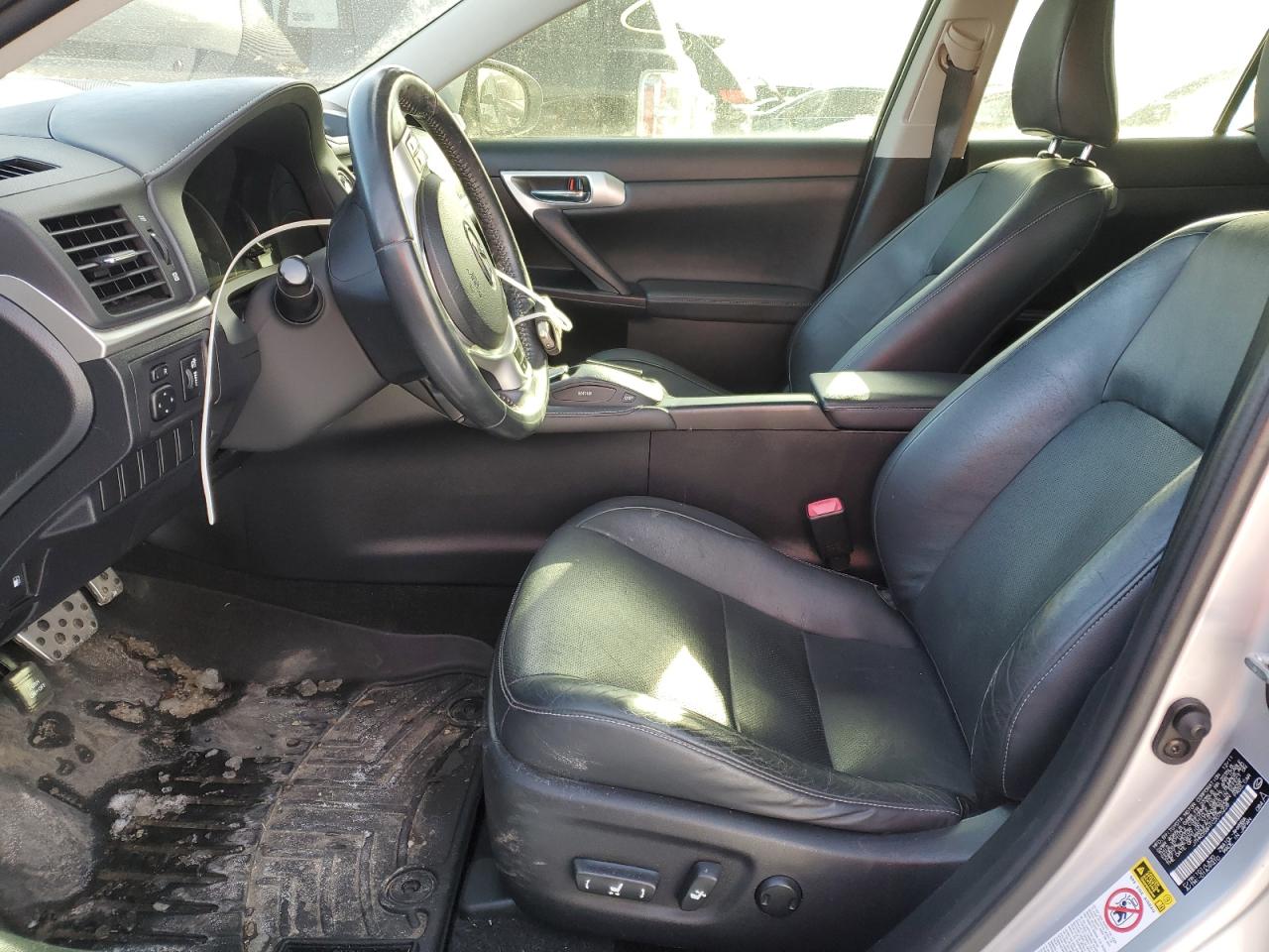 2012 Lexus CT - Image 7