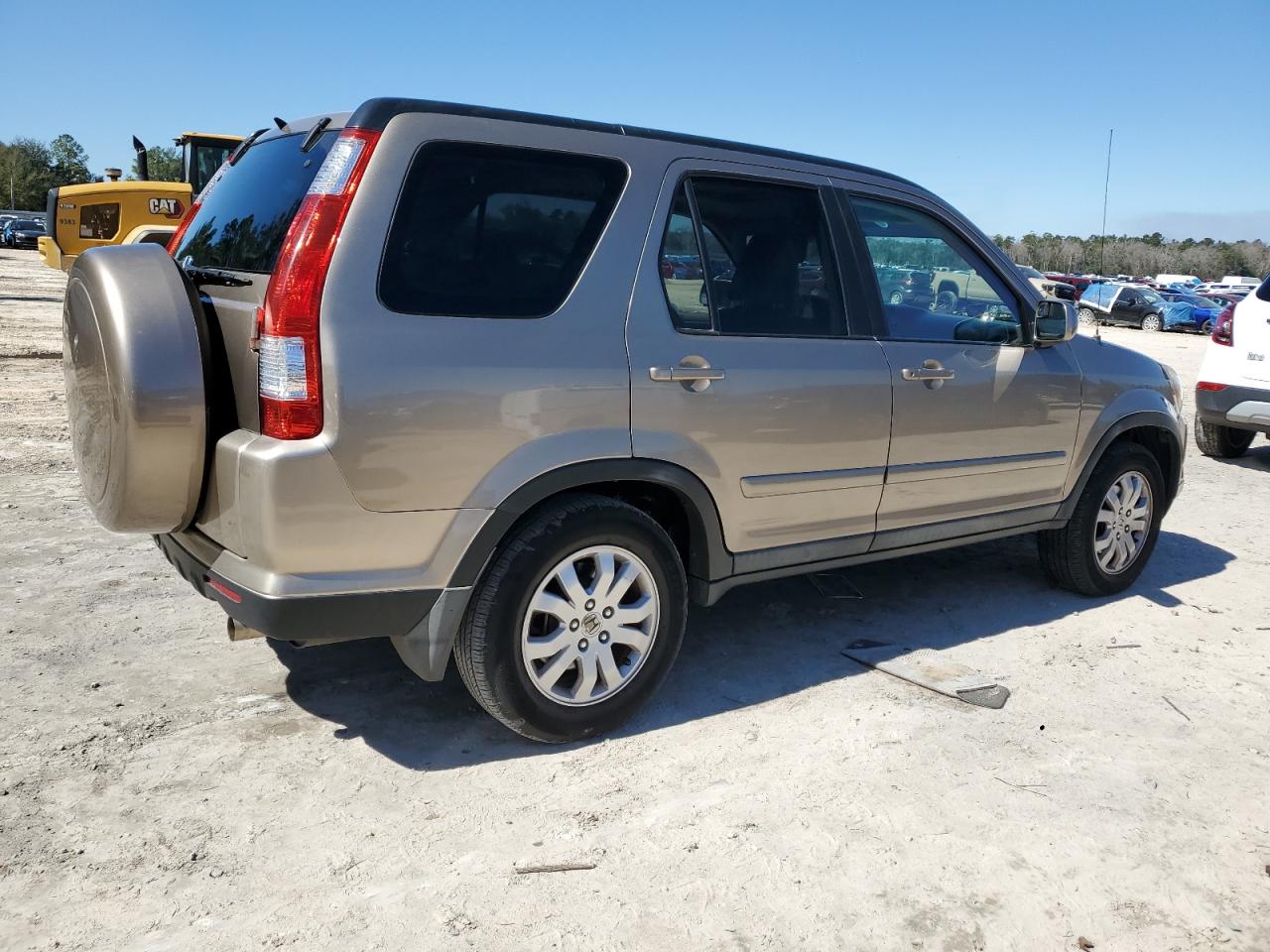 2005 Honda CR-V - Image 3