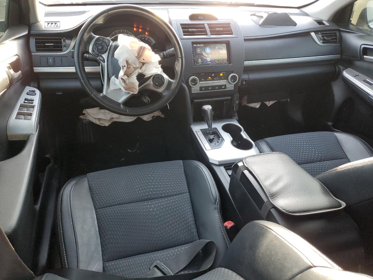 2013 Toyota Camry - Image 8