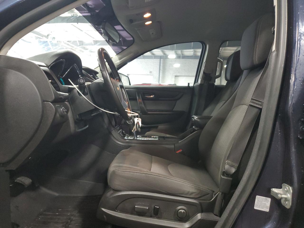 2017 Chevrolet Traverse - Image 7