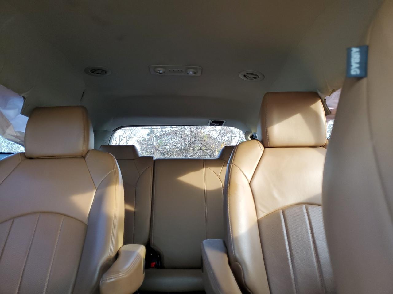 2017 Buick Enclave - Image 10