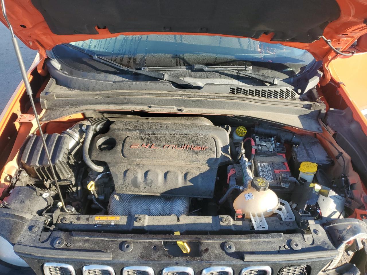2017 Jeep Renegade - Image 11