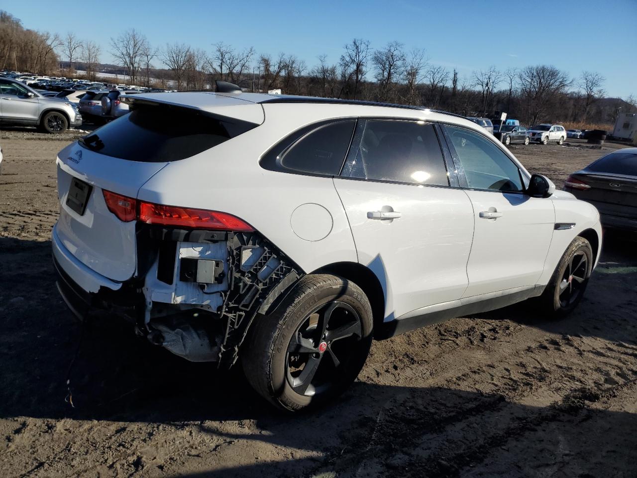 2020 Jaguar F-Pace - Image 3