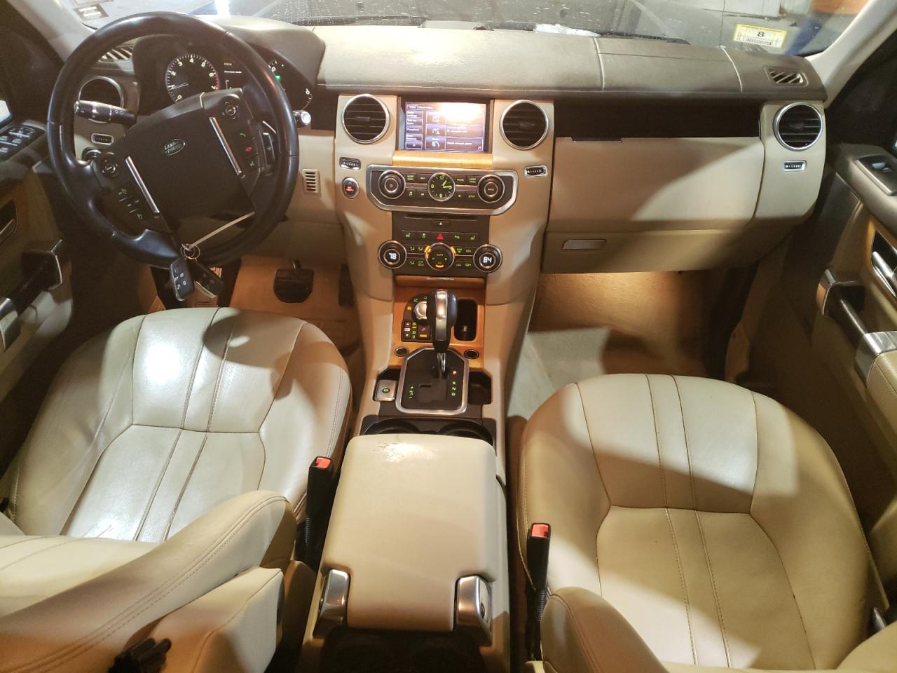 2013 Land Rover LR4 - Image 8