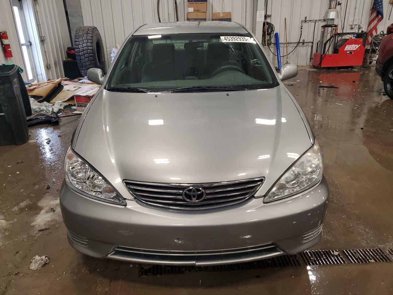 2005 Toyota Camry - Image 5