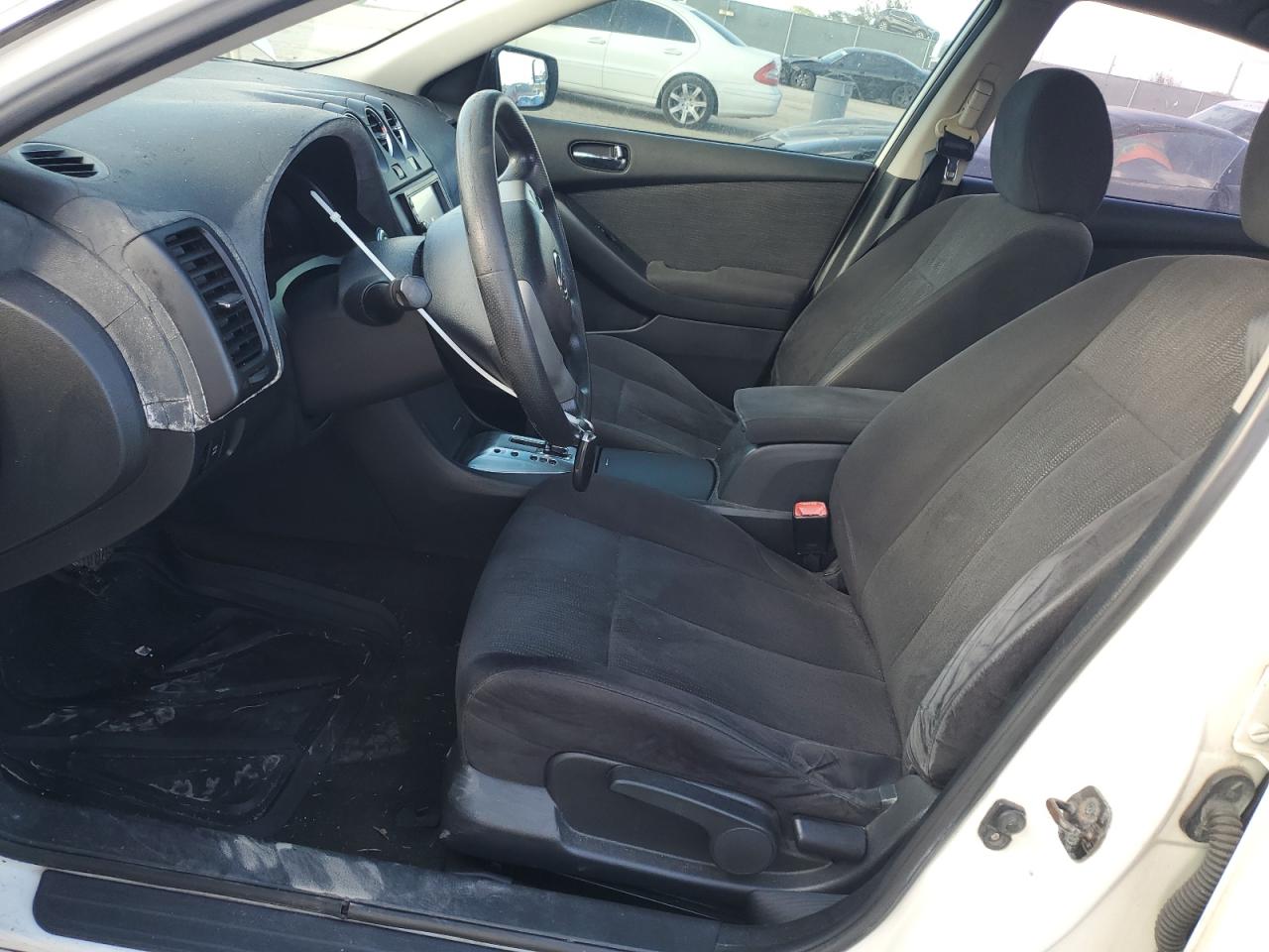 2010 Nissan Altima - Image 7