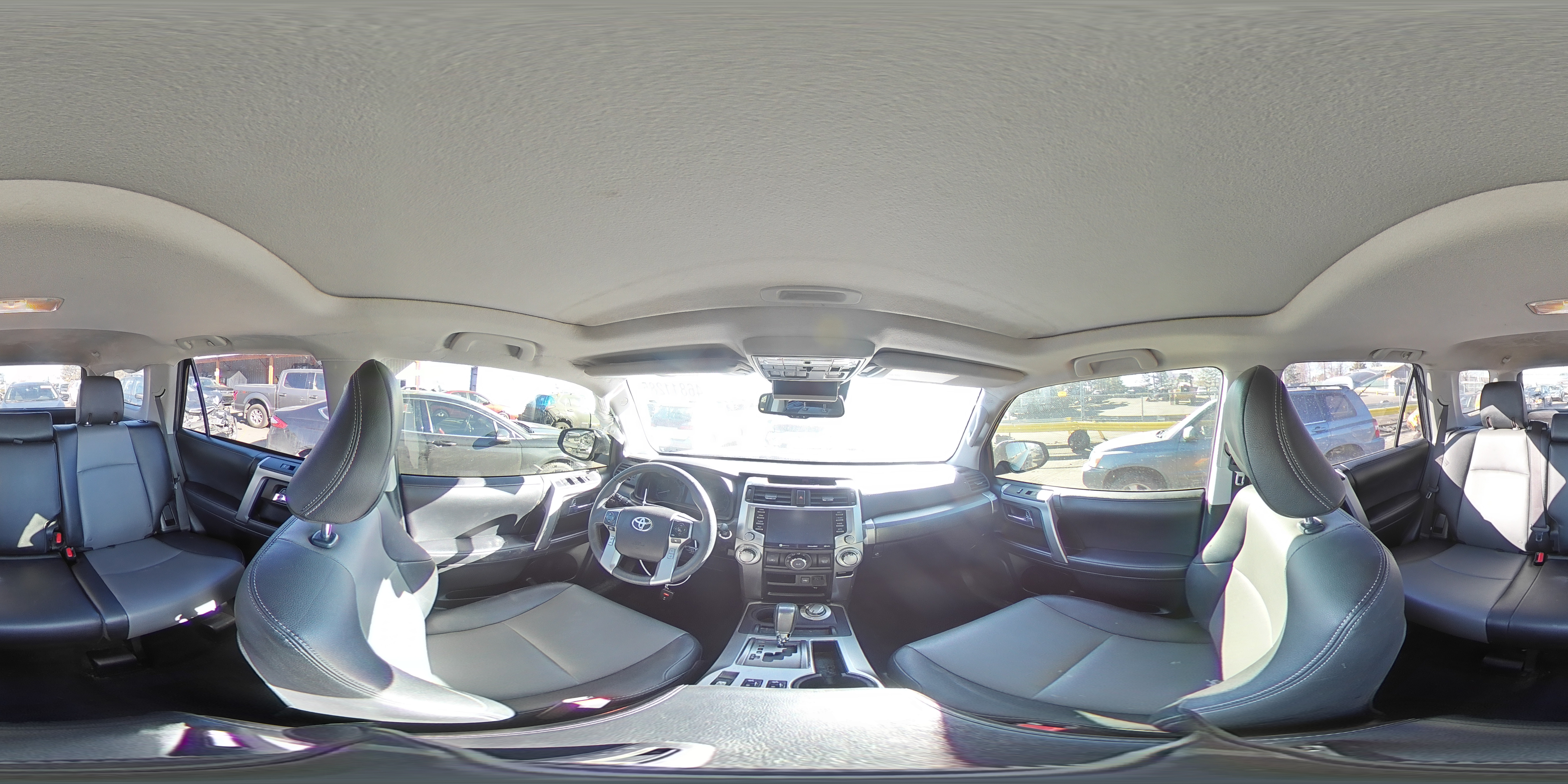 2022 Toyota 4Runner - Image 13
