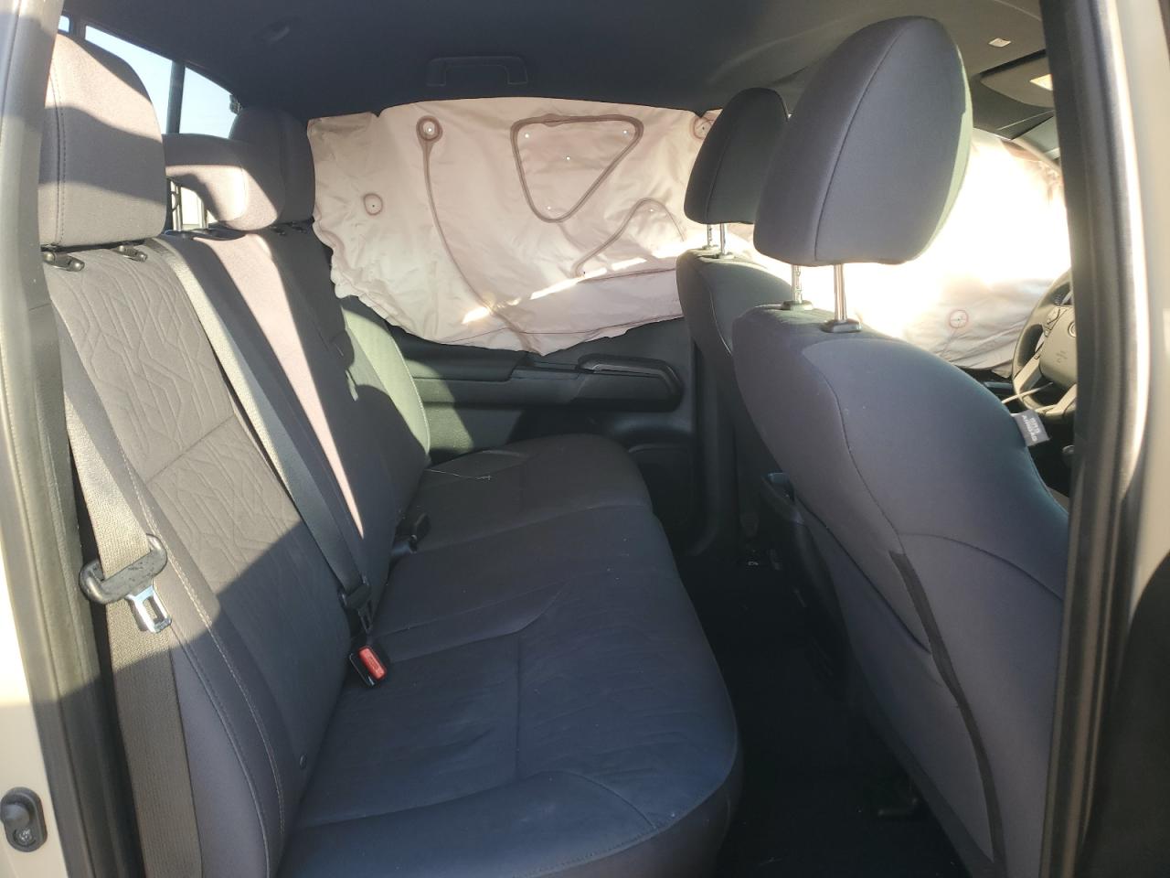 2019 Toyota Tacoma - Image 11