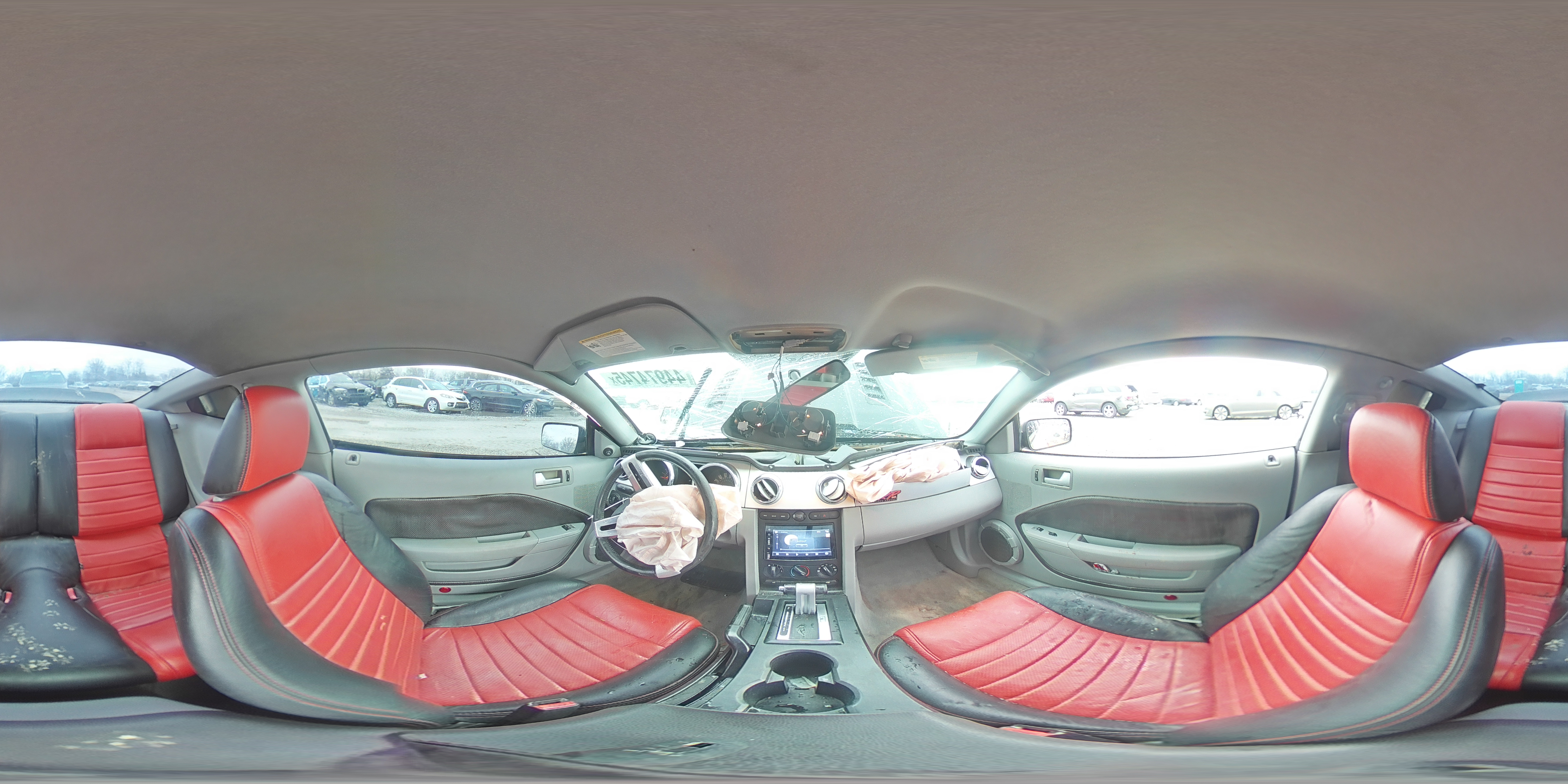 2006 Ford Mustang - Image 12