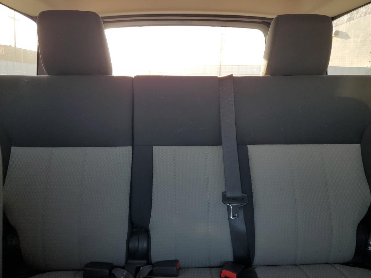 2007 Dodge Nitro - Image 10