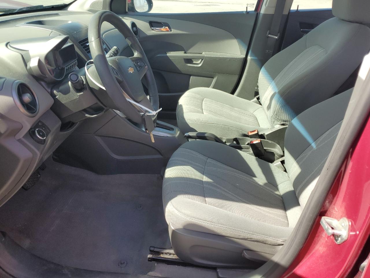 2014 Chevrolet Sonic - Image 7