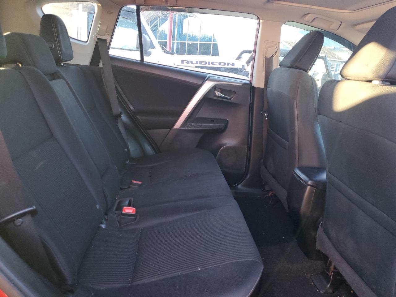 2015 Toyota RAV 4 - Image 11