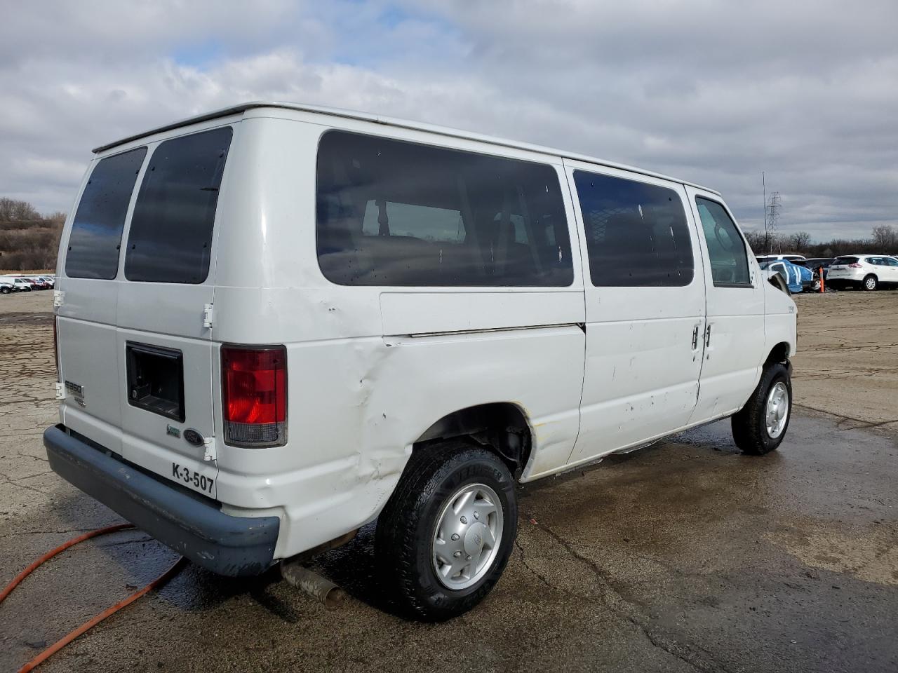 2014 Ford Econoline - Image 3