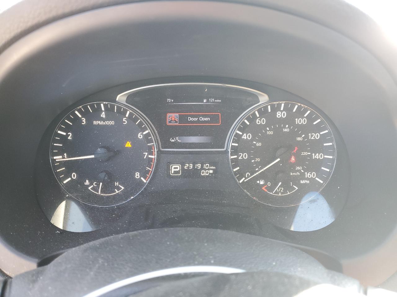 2015 Nissan Altima - Image 9