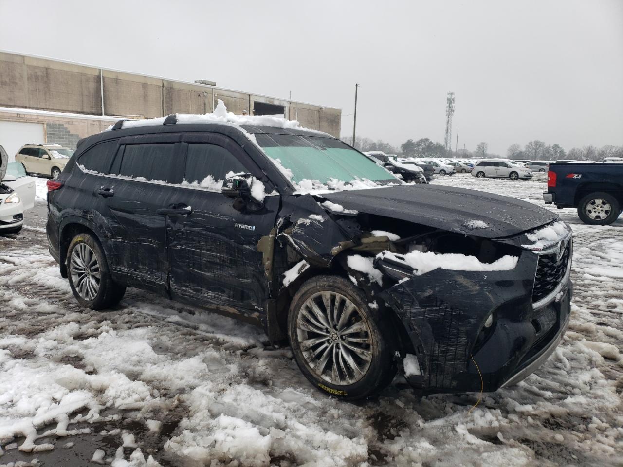 2021 Toyota Highlander - Image 4