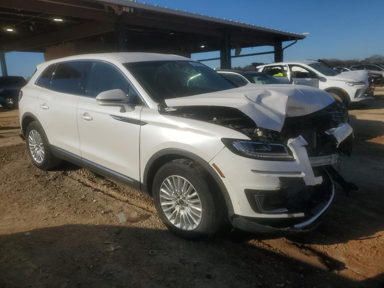 2019 Lincoln Nautilus - Image 4