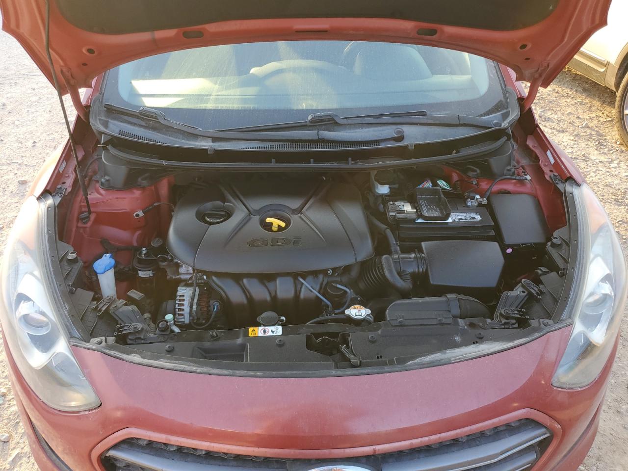 2016 Hyundai Elantra - Image 11