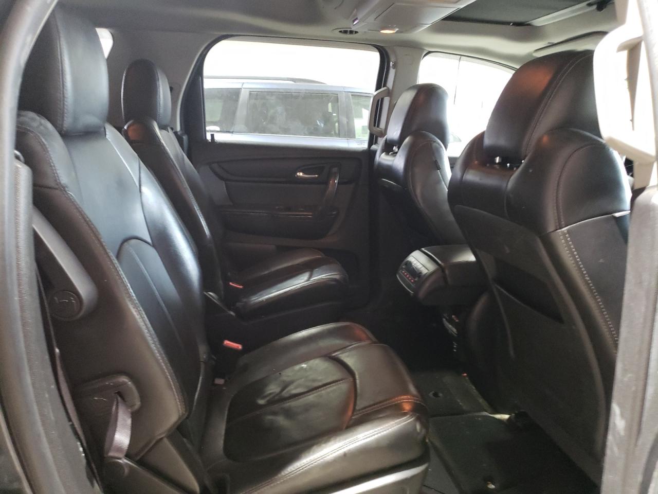 2014 GMC Acadia - Image 11