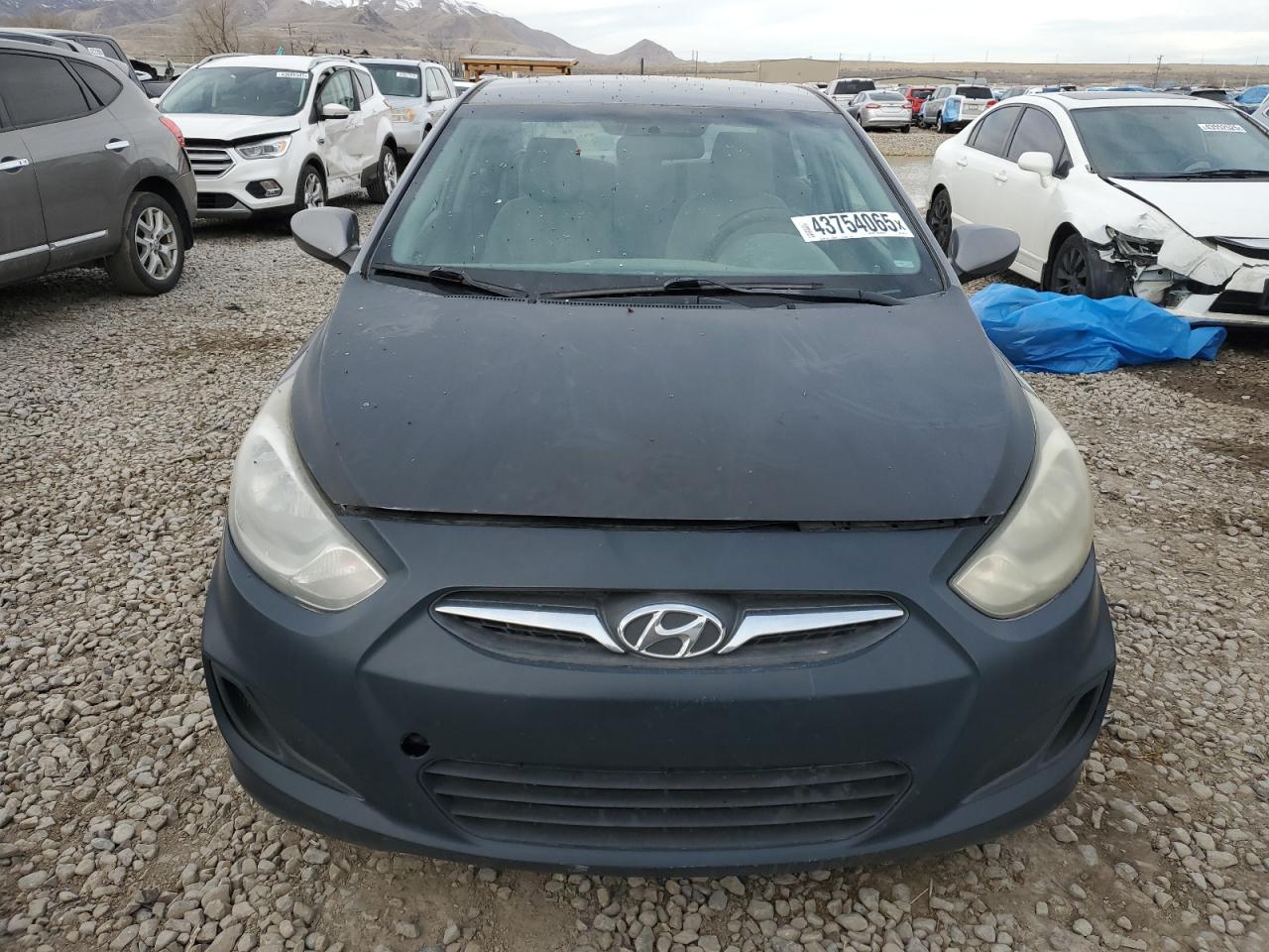 2013 Hyundai Accent - Image 5
