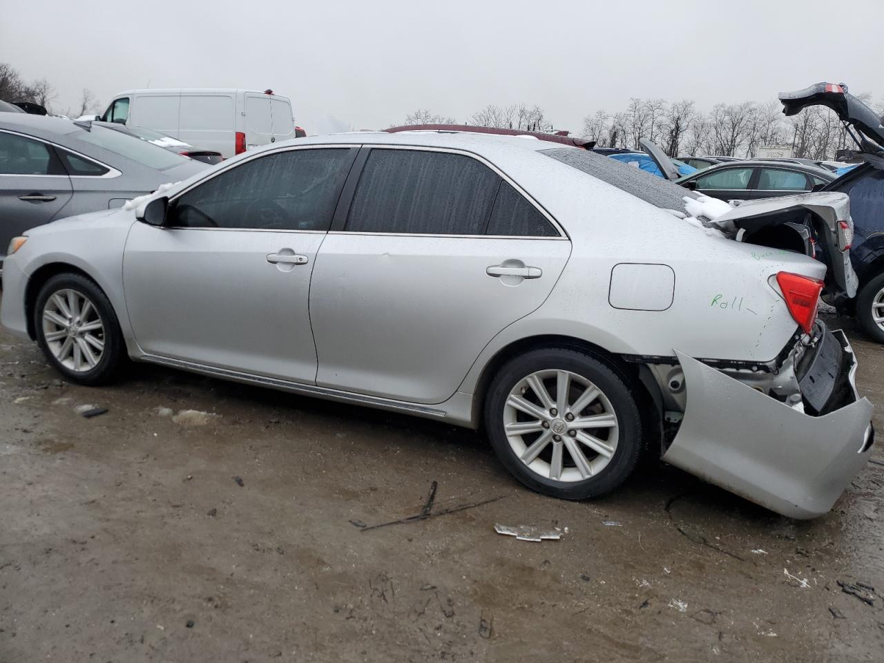 2014 Toyota Camry - Image 2