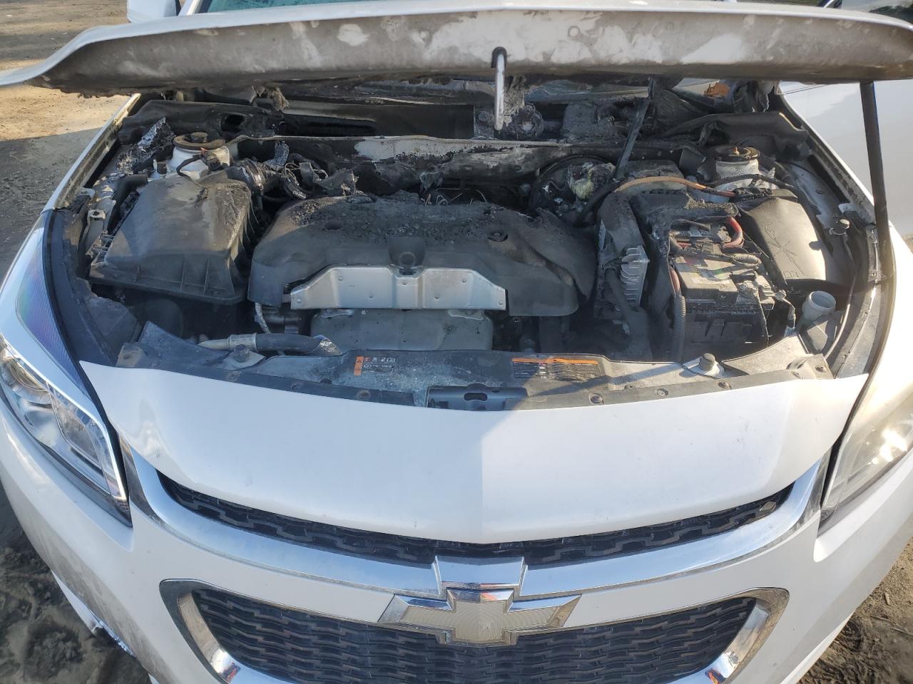 2015 Chevrolet Malibu - Image 12
