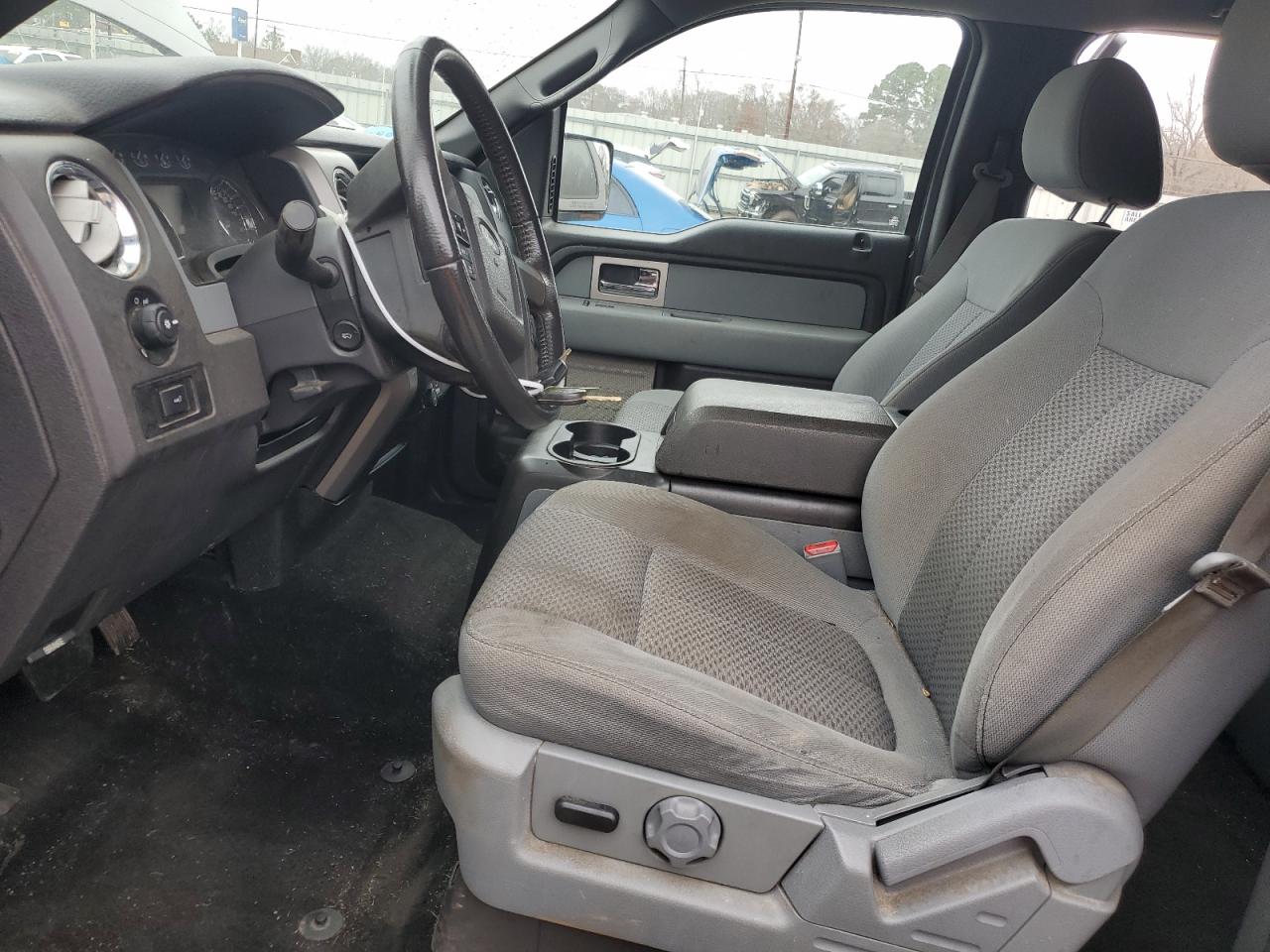 2011 Ford F-150 - Image 7