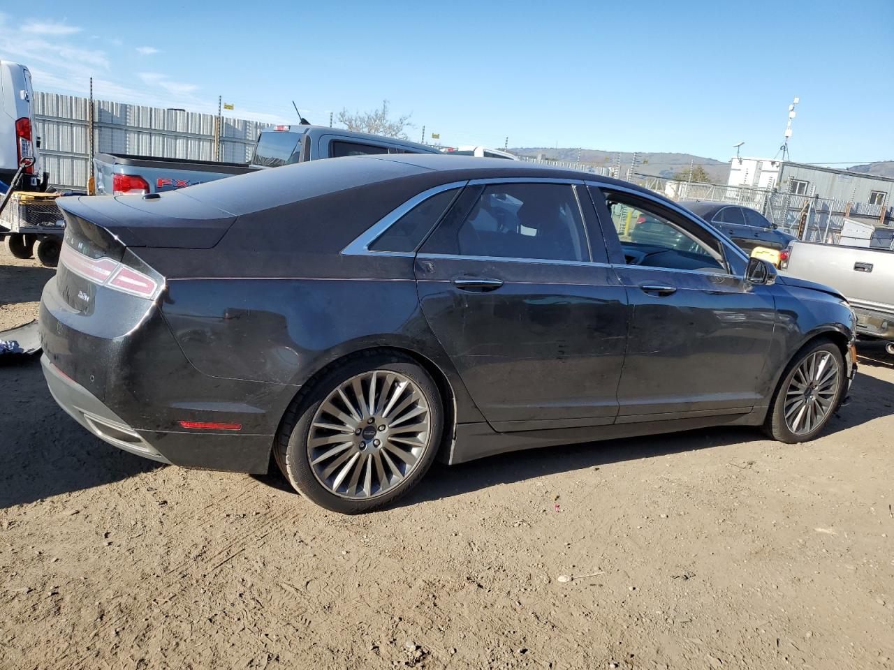 2013 Lincoln MKZ - Image 3