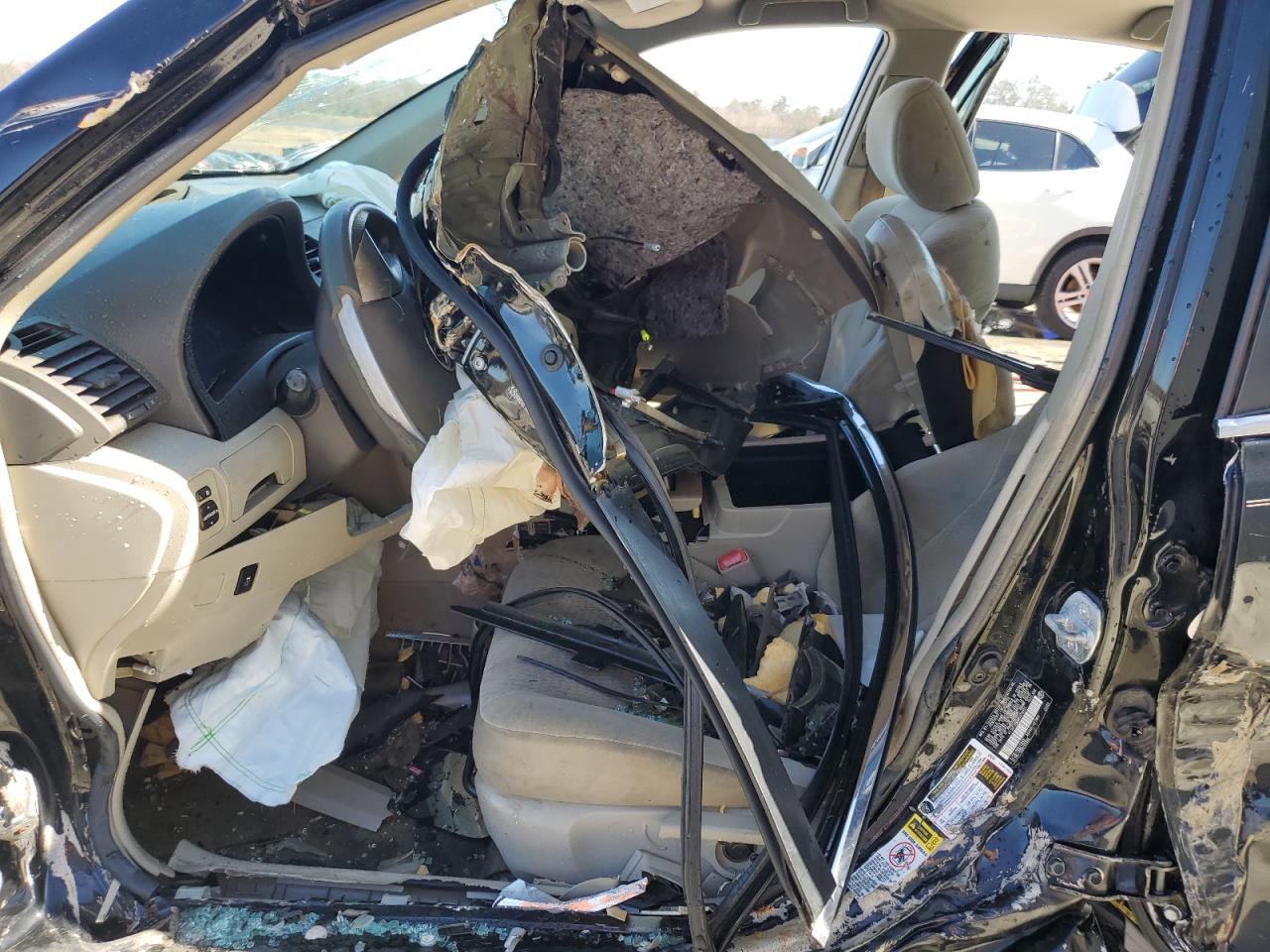 2010 Toyota Camry - Image 7