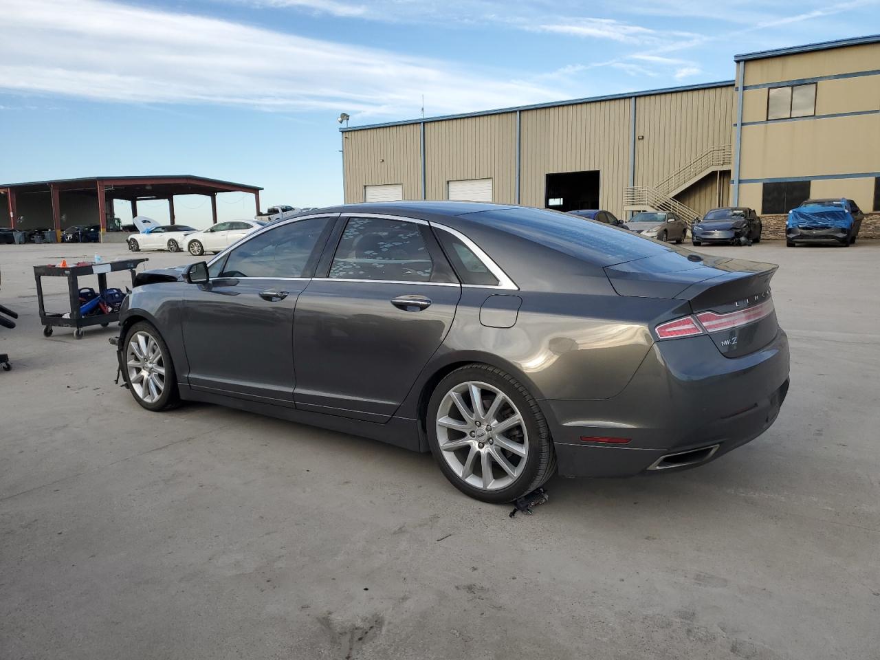 2016 Lincoln MKZ - Image 2