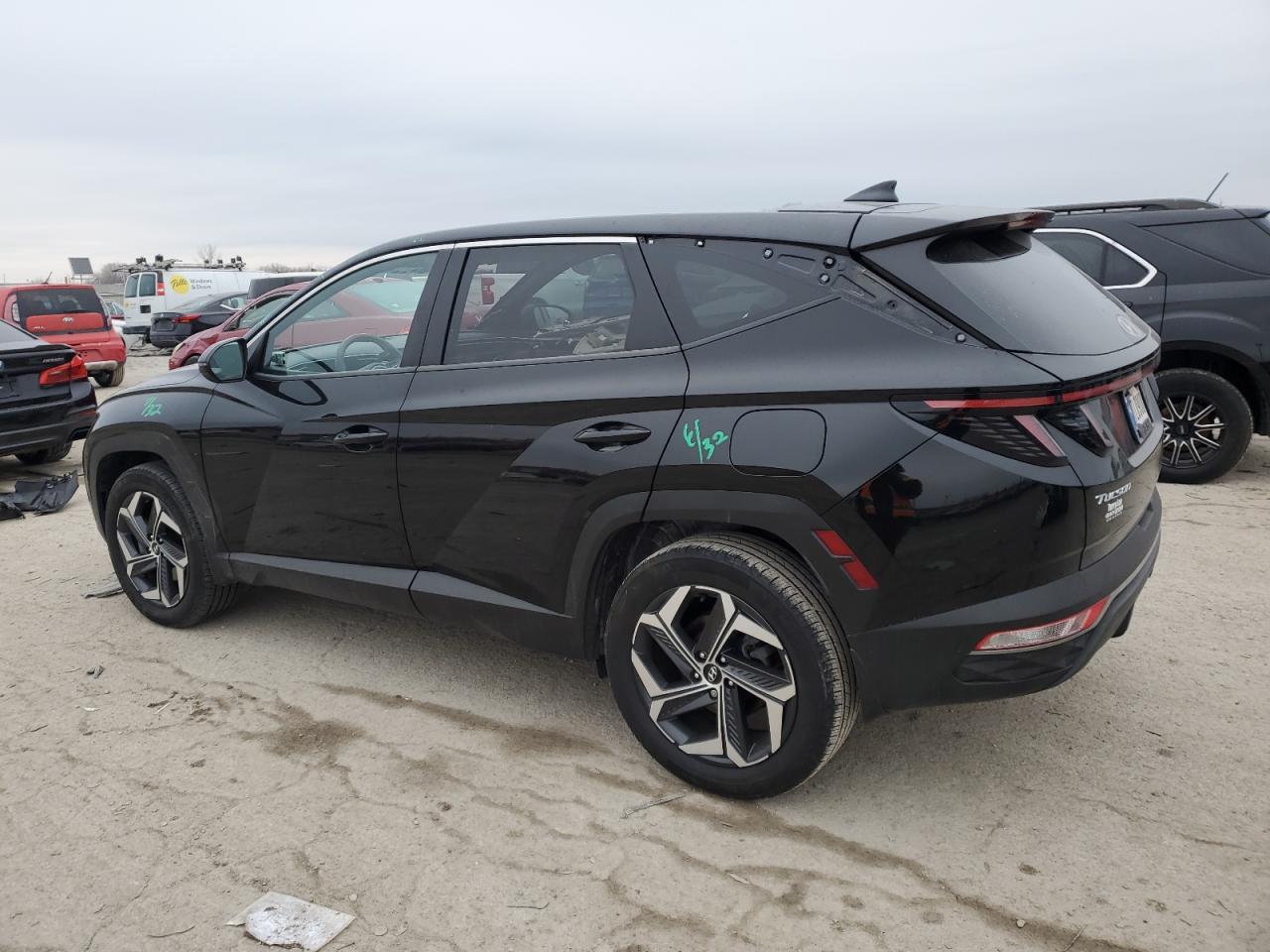 2022 Hyundai Tucson - Image 2