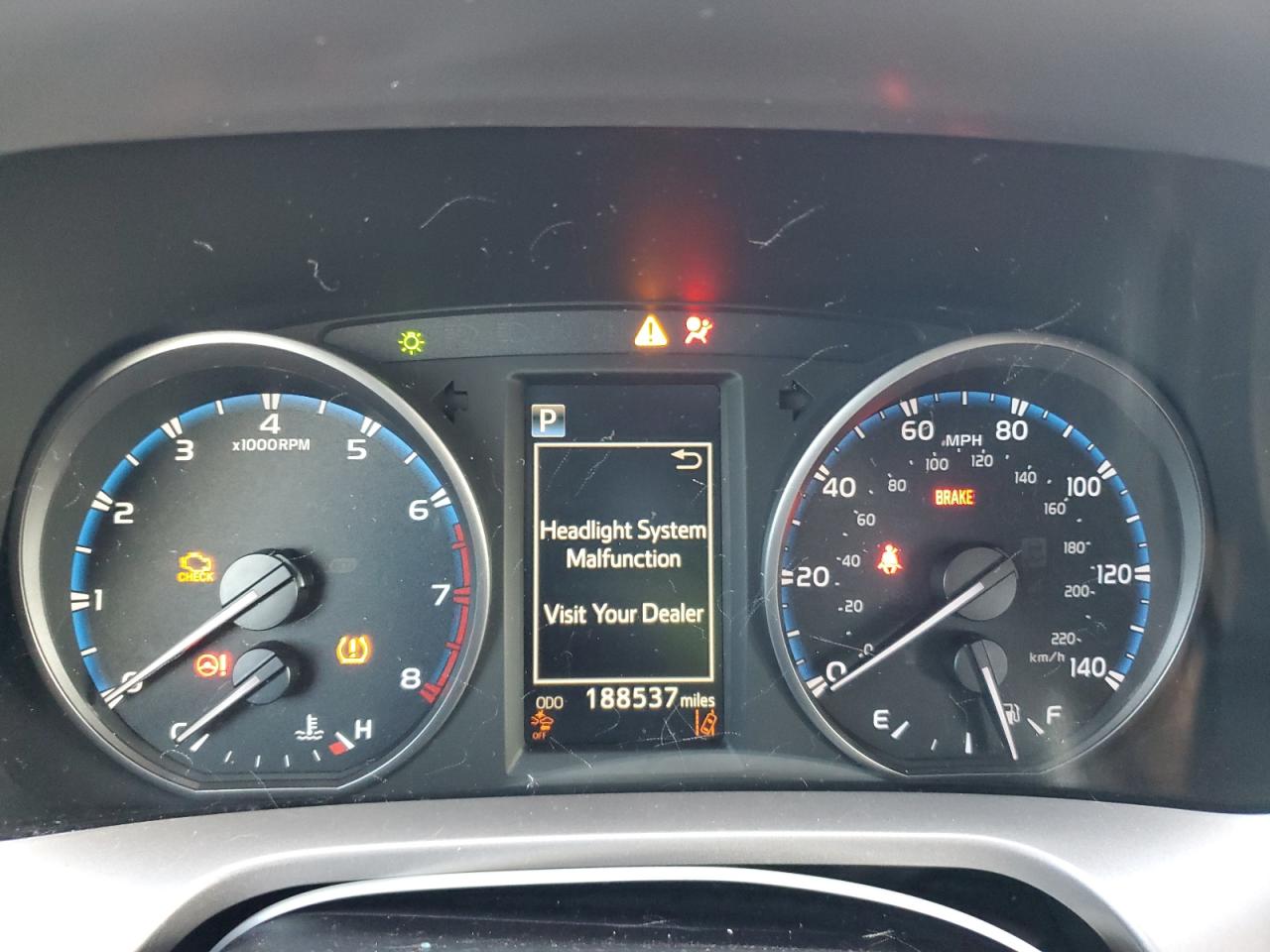 2017 Toyota RAV 4 - Image 9